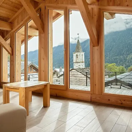 Altai Chalet *